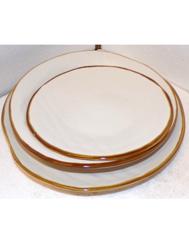 Posto Tavola del servizio piatti in ceramica...