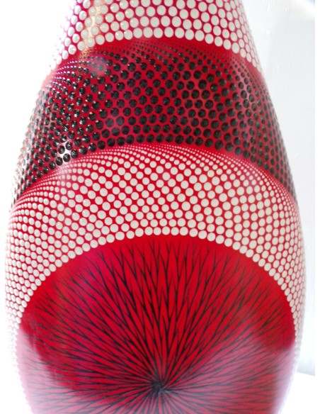 Lampada da tavolo in resina a bottiglia fiore rosso nero bianche tecnica maori cm 34x12x80h