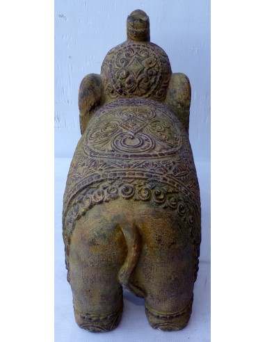 Statua in conglomerato di pietra di Elefante...