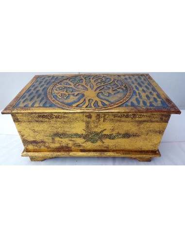 Baule in legno con albero della vita color oro...