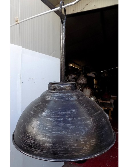 Lampadario in alluminio industrial nero 53x68 rosso nero bianco