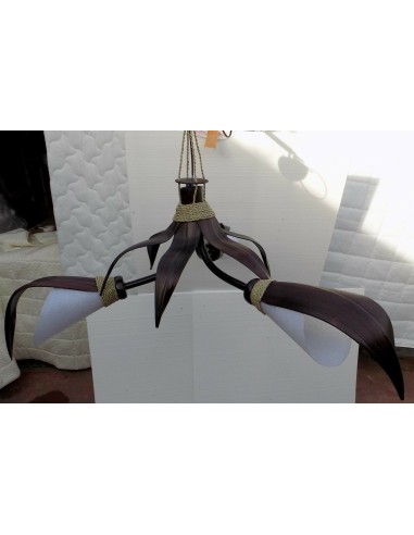 Lampadario in Cocco nero e carta di riso bianca...