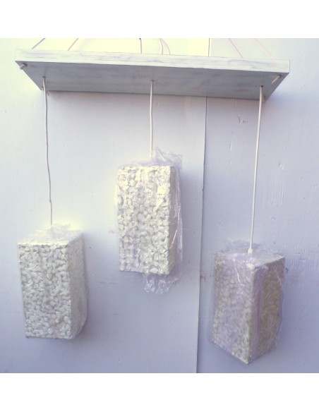 Lampadario tre luci pendenti di in resina e madreperla bianca cm 57x60x15 cucina