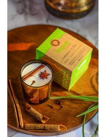 CANDELA ORGANIC LEMONGRASS IN CERA DI SOIA E FRAMMENTI DI LEMONGRASS & SPEZIE GR 200
