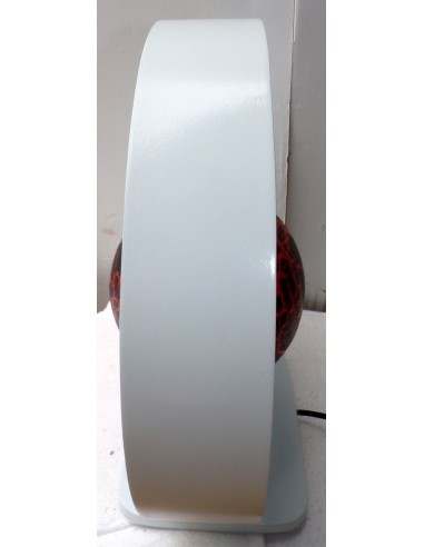 Lampada da tavolo bianca in MDF e sfera in...