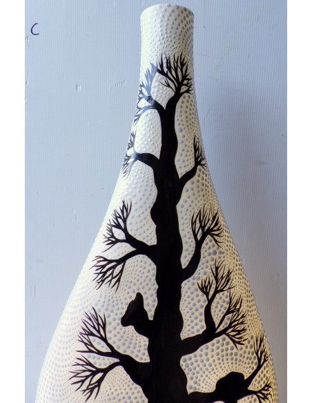 Lampada da tavolo in resina a bottiglia bianca con albero della vita tecnica maori cm 30x7x76h