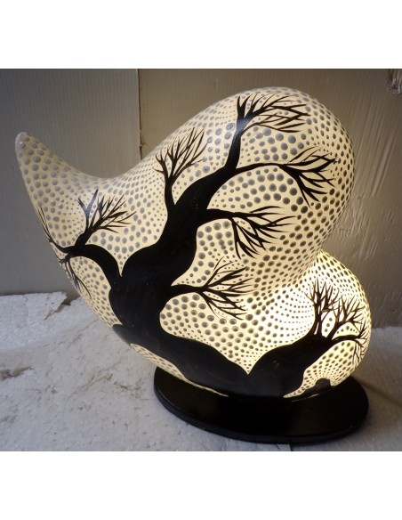 Lampada da tavolo con base in legno mdf nera a cuore bianco love heart cm 30x12x30h