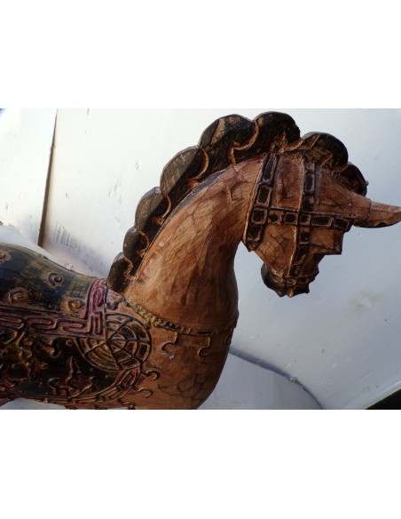 Cavallo imperiale in legno creato a mano cm 43x12x52h marrone decapato unicorno