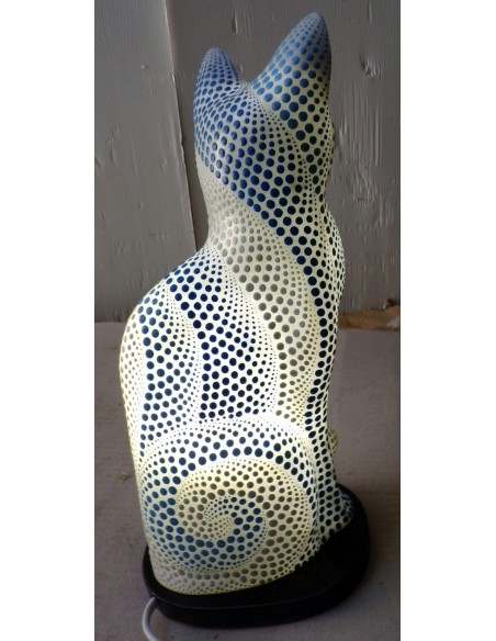 Lampada abatjour gatto cm 30 in resina dipinta con tecnica aborigena maori blu bianco gattino