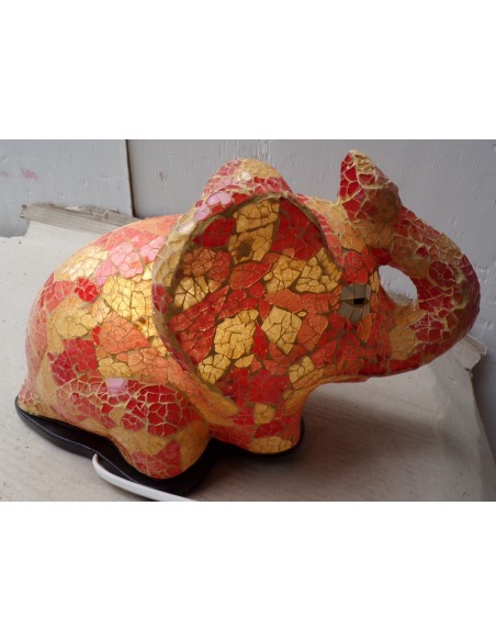 Lampada abatjour Elefante in resina e mosaico giallo rossa idea regalo