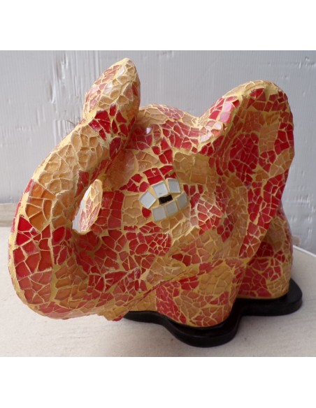 Lampada abatjour Elefante in resina e mosaico giallo rossa idea regalo