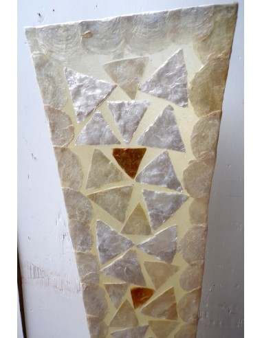 Piantana in resina e conchigila madreperla...