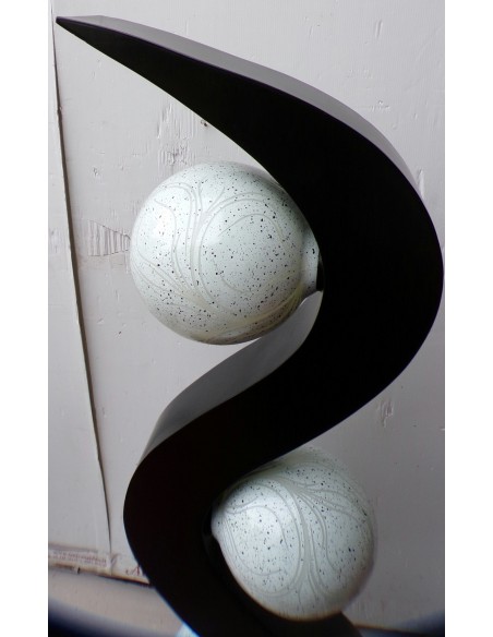 Lampada piantana cm 36x25x125h in legno mdf nero con 3 sfere dipinte aborigena n2