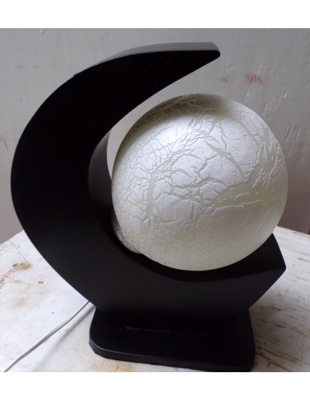 Lampada da tavolo nera in MDF e sfera in resina bianca e nera cm 27x15x33h luna n3