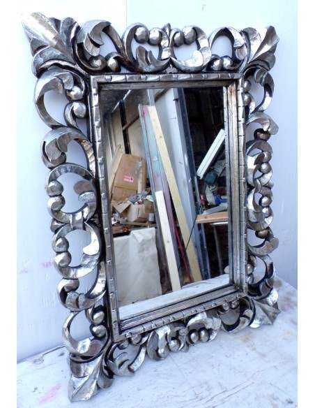 Specchio barocco in legno intarsiato cm 80x60 argento anticato mod. tommy