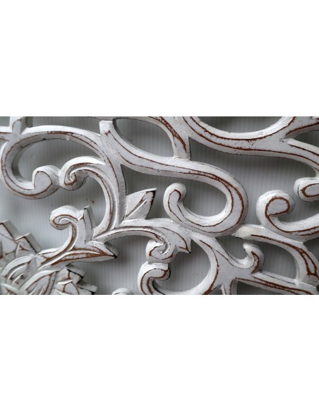 Pannello floreale in legno mdf traforato a mano cm 60x60 bianco decapato quadro dipinto 2