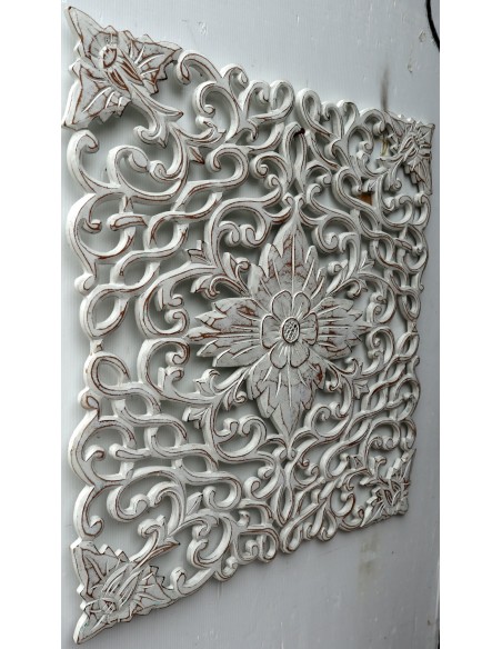 Pannello floreale in legno mdf traforato a mano cm 60x60 bianco decapato quadro dipinto 2