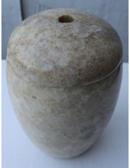 Porta scopino in onice disponibile nei colori chiaro e marrone cm 25hx13 N ° A