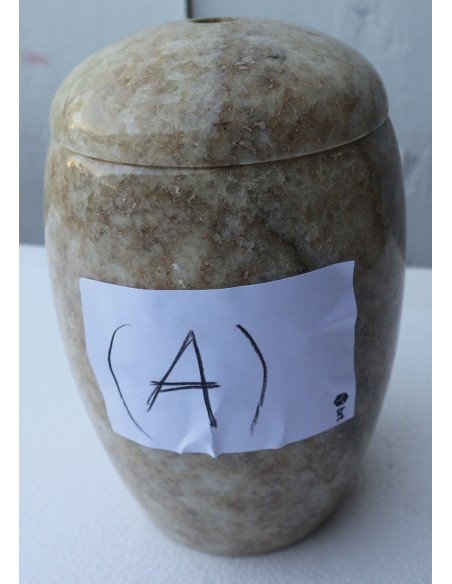 Porta scopino in onice disponibile nei colori chiaro e marrone cm 25hx13 N ° A