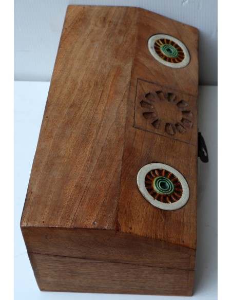 Scatola Portagioie o svuota tasche in legno massello con rifinitura in ceramica cm 30x15x11