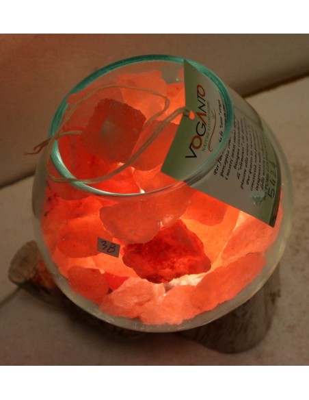 Lampada di sale irripetibile creata in vetro soffiato su legno bianco decapato salgemma Himalaya cm 21x15x20n 5424