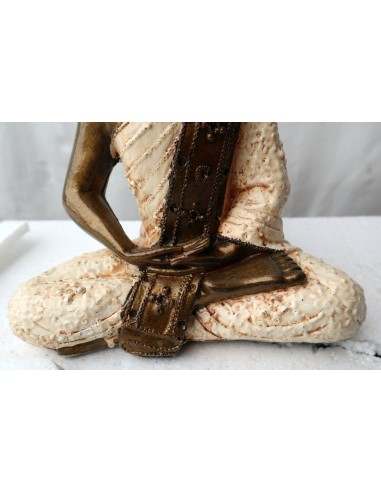 Buddha Thai in resina color oro veste bianca...