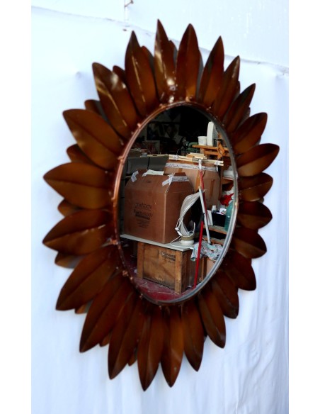 Specchio metallo brunito a formare un fiore cm 75 diametro oro