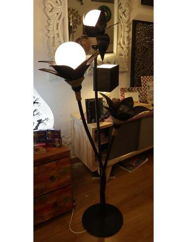 Piantana in foglie di cocco palla di cotone...