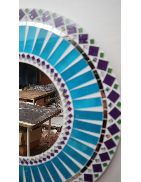 Specchio in legno e mosaico di vetro cm 50 celeste e bianco e viola