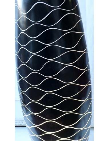 Piantana in vetro resina nera con righe bianche...