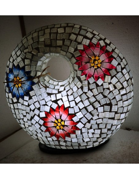 Lampada da tavolo sferica a ciambella in resina e mosaico con fiori colorati