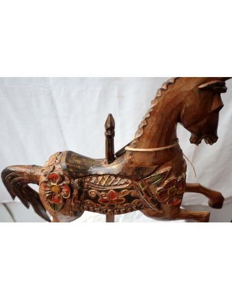 Cavallino beige marrone tipo giostra in legno cavallo creato dipinto a mano 42x10x50