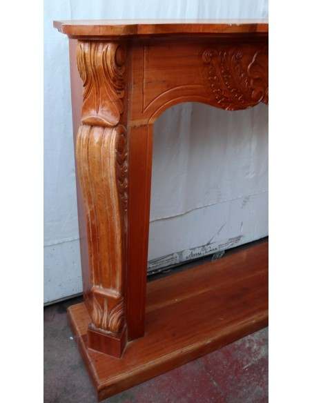 Cornice per camino in legno di mogano massello lavorata a mano cm 124x30x110h con base