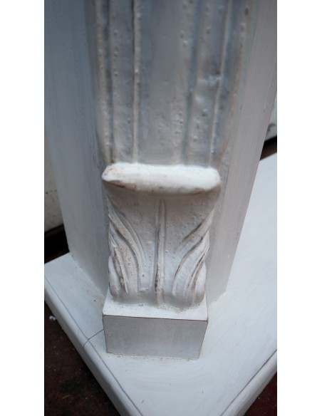 Cornice per camino in legno di mogano massello bianca lavorata a mano cm 124x30x110h con base