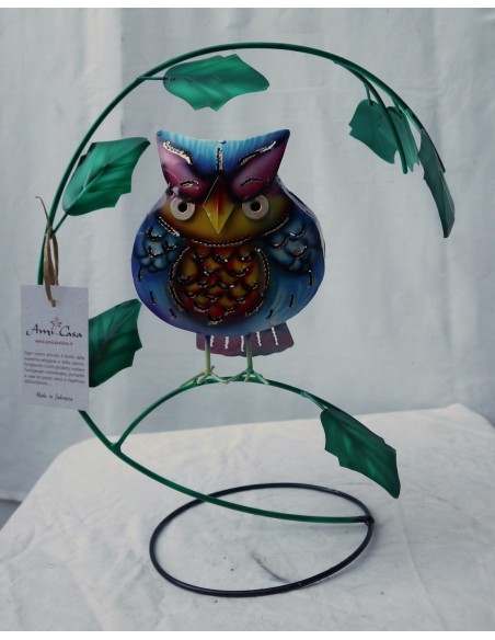 Porta candela a forma di Gufo in metallo creato e dipinto a mano cm 30x15x36h appoggiato su un ramo