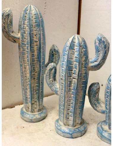 Tris Famiglia di Cactus in legno creati a mano...