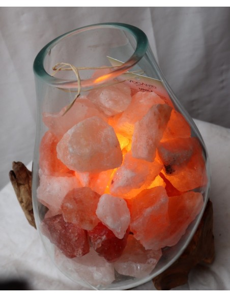 Lampada di sale irripetibile creata in vetro soffiato su legno lasciato naturale salgemma Himalaya cm 21x21x27h n 5544