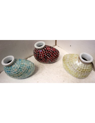Vasi in terracotta e mosaico di vetro...