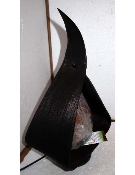Lampada di sale irripetibile creata in con foglia di cocco a "Goccia" nera