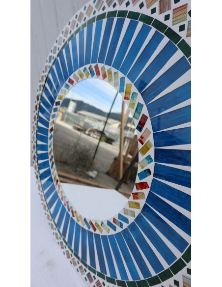 Specchio in legno e mosaico di vetro cm 50 celeste e bianco e blu