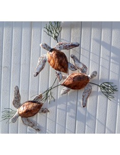 Pannello in metallo con tartarughe marine in legno...