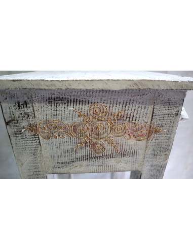 Alzata comodino in legno color bianco decapato...