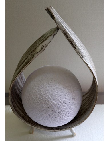 Lampada abatjour in foglia di cocco chiusa...