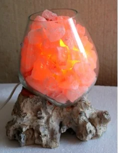 Lampada di sale irripetibile creata in vetro soffiato su...