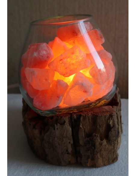 Lampada di sale irripetibile creata in vetro soffiato su legno lasciato naturale salgemma Himalaya cm 16x15x21h n 11936