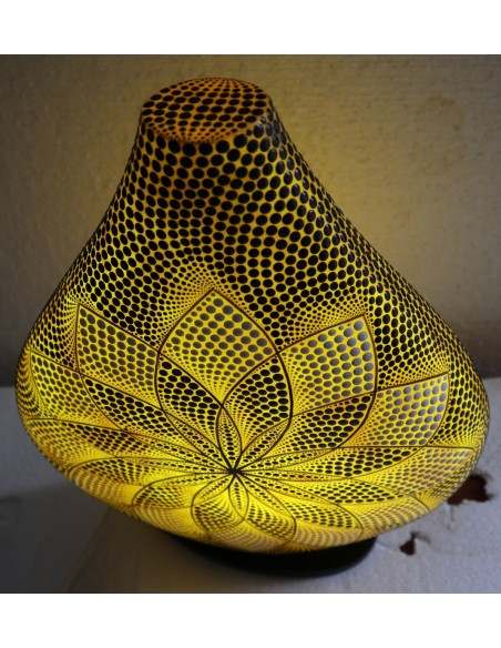 Lampada da tavolo abatjour in resina a bottiglia dipinta a mano mandala gialla cm 35x10x43h