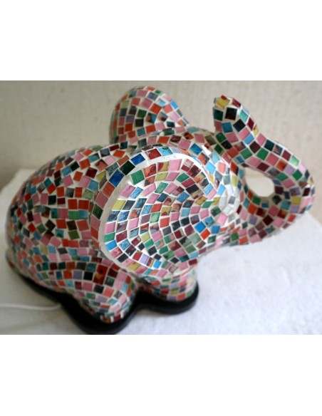 Lampada abatjour Elefante cm 35x19x20h in resina e mosaico multicolor a quadretti di vetro da tavolo