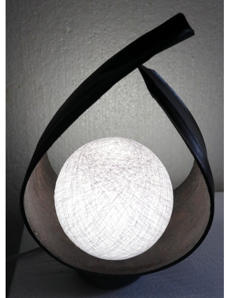 Lampada abatjour in foglia di cocco chiusa marrone naturale palla di cotone a sfera bianca con base cm 25x13x32h