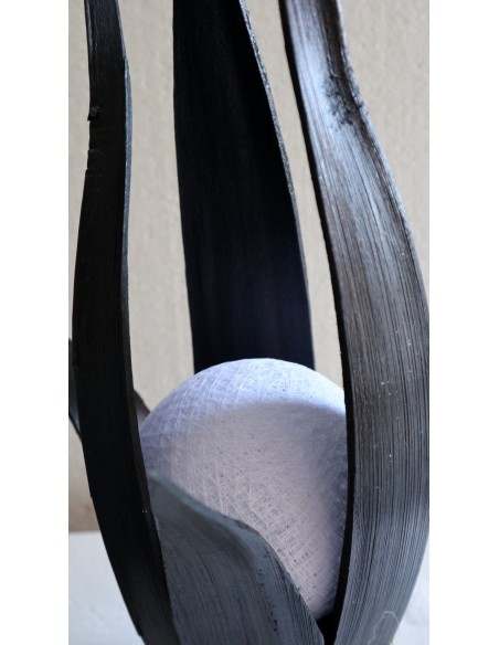 Lampada abatjour in cocco color nera con sfera di cotone bianca cm 25x25x50h