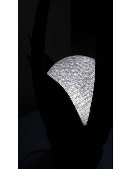 Lampada abatjour in cocco color nera con sfera di cotone bianca cm 25x25x50h